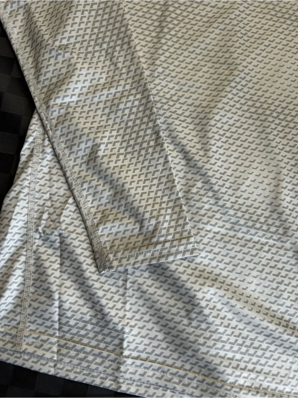 Compression shirt - Picture 2 of 6